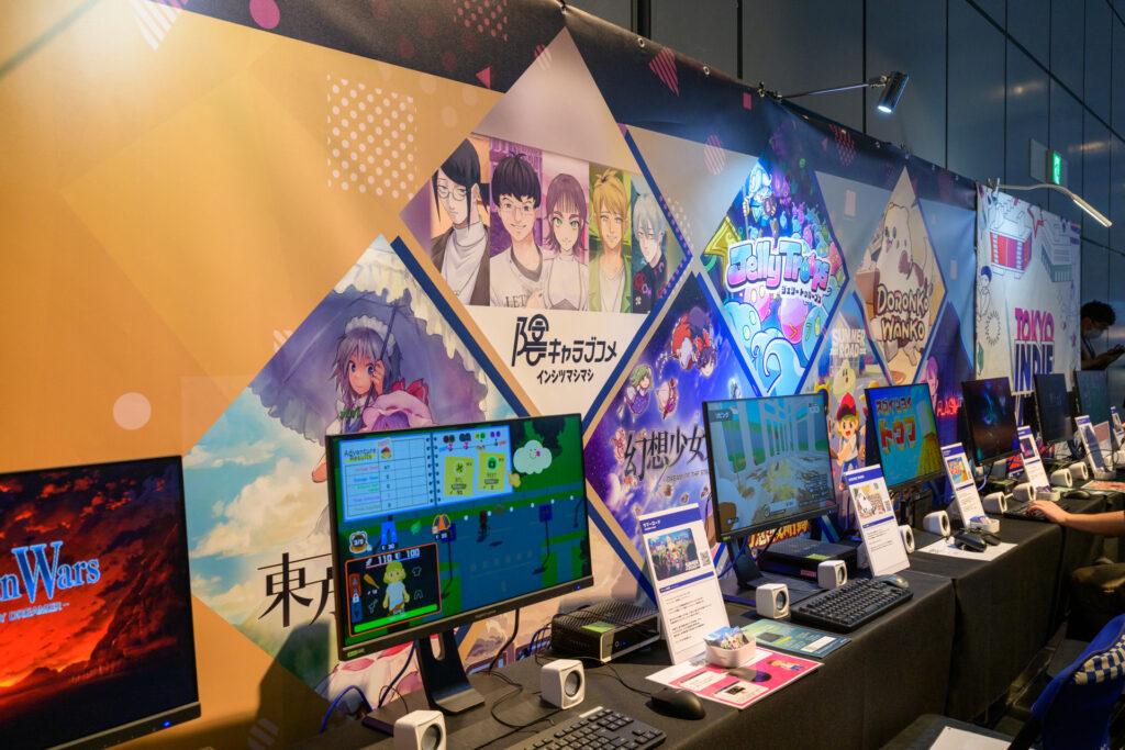 Phonenixxブース全景