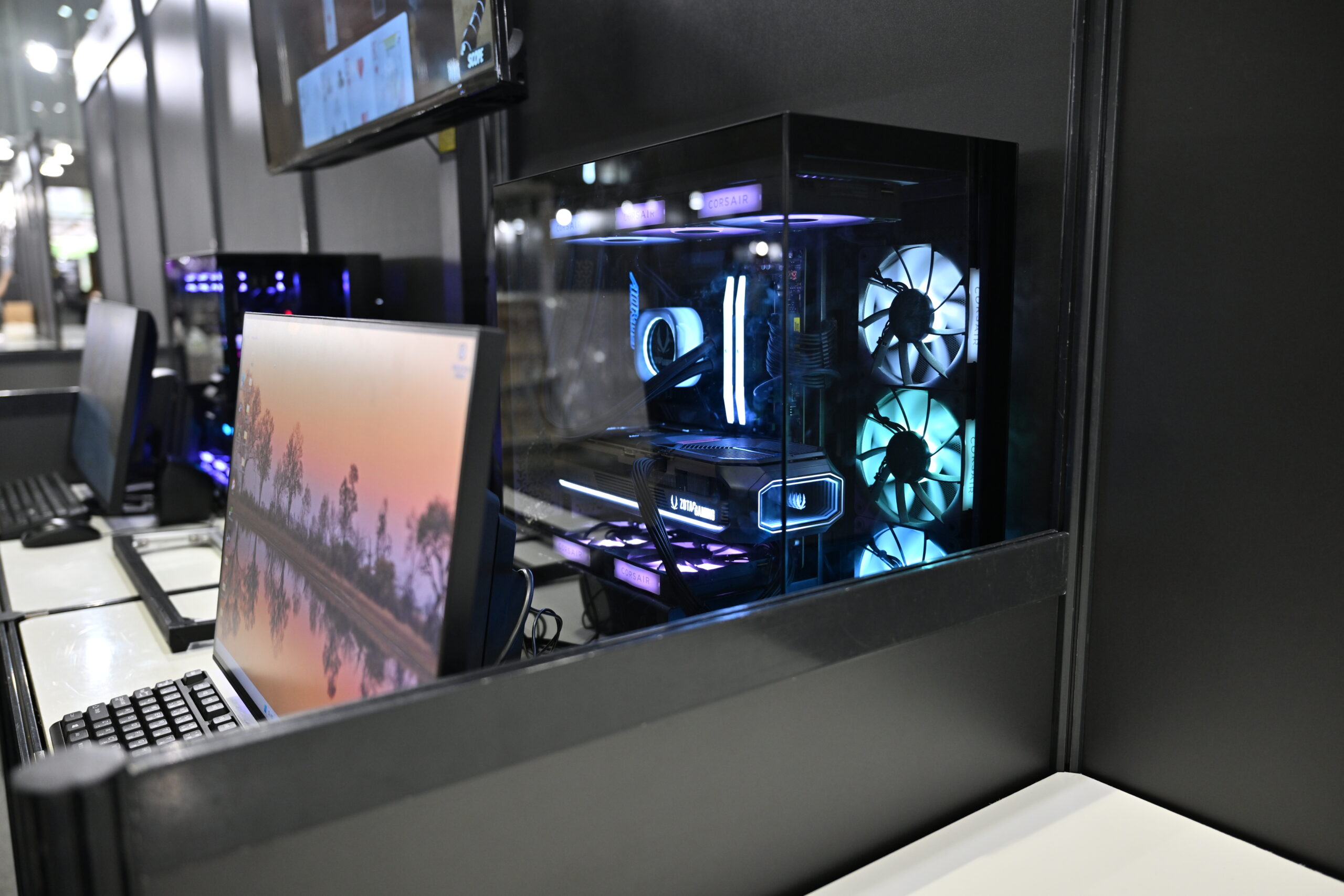デジタルハリウッド大学ブース 東京ゲームショウ2025 学生作品展示
