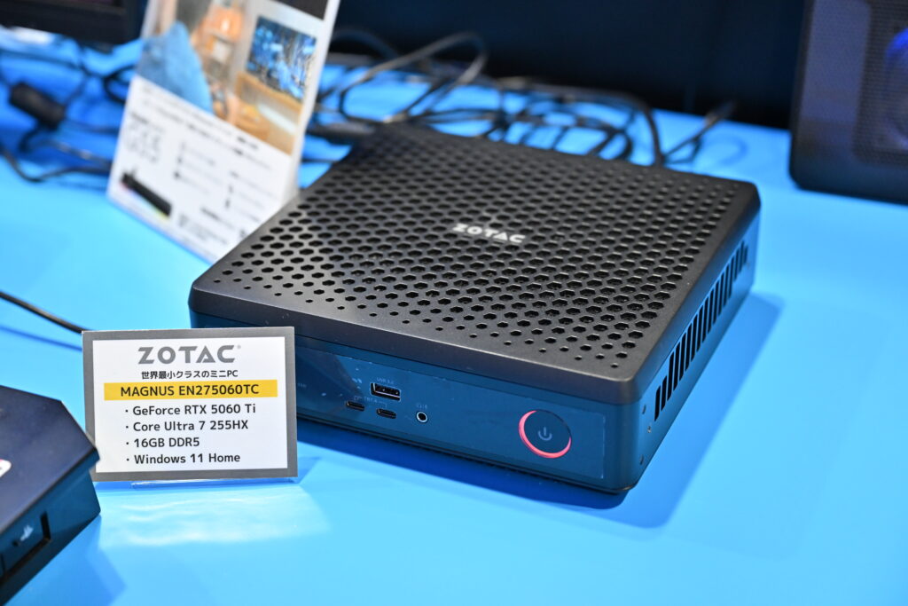 GigaCrysta ディスプレイ体験の様子
