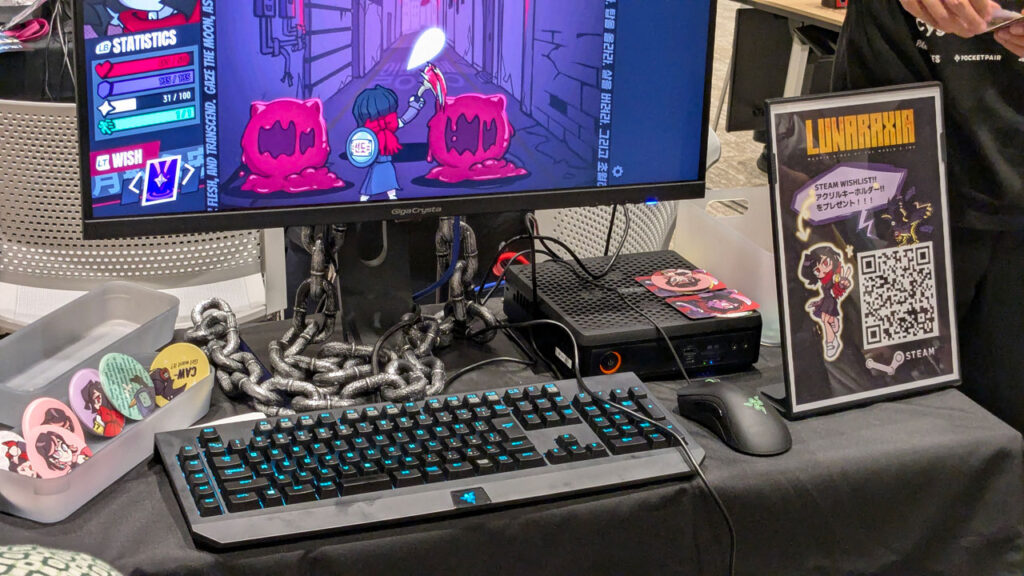 ZOTAC MAGNUS ENシリーズによる展示ブースのセットアップ例 - 省スペース設計で快適な試遊環境を実現