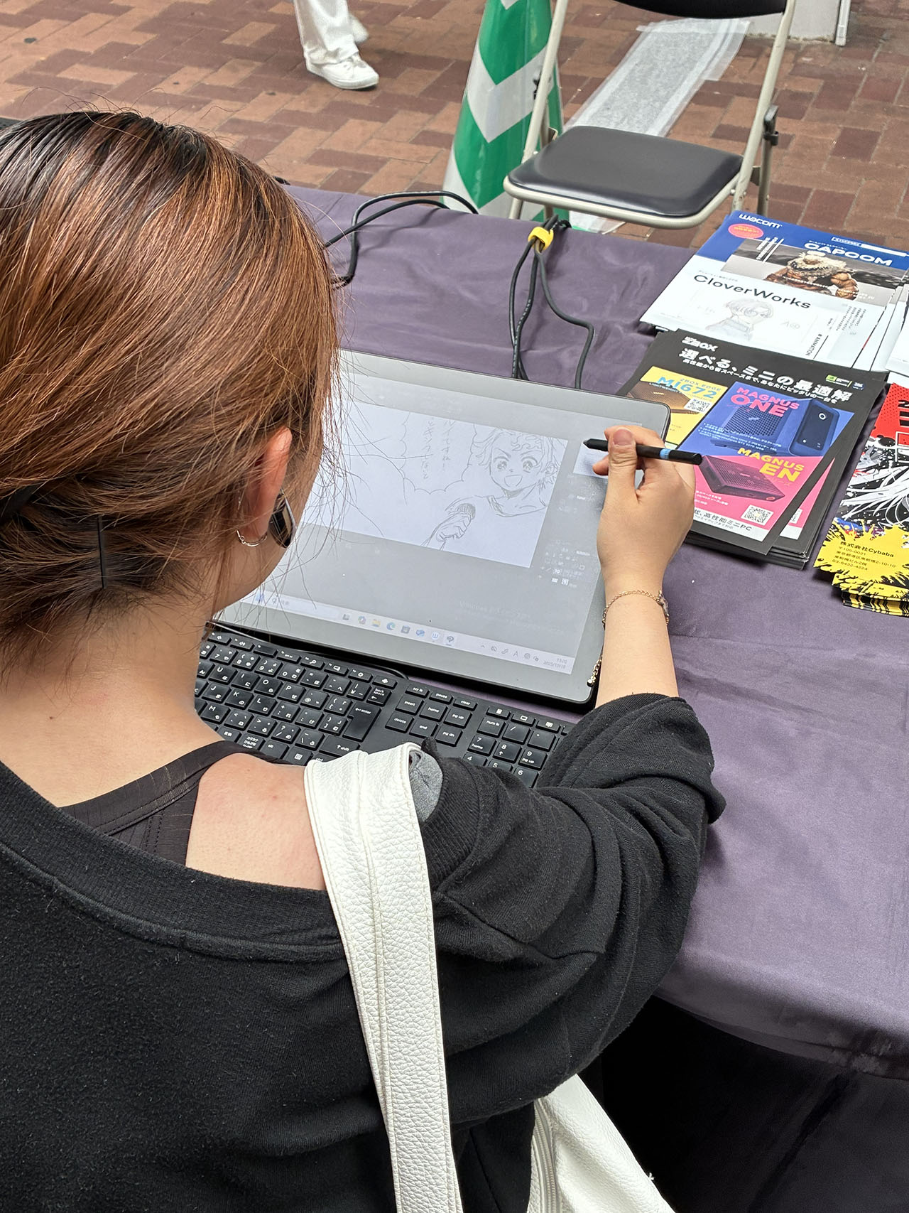 CLIP STUDIO PAINTでのデジタル作画の様子 2